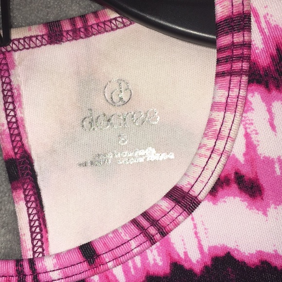 Decree Crop/Tank Top - Picture 3 of 7